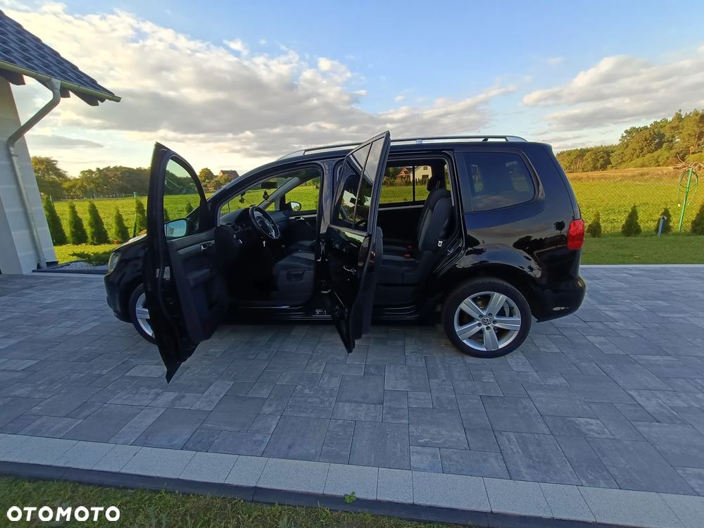 Volkswagen Touran 2.0 TDI DPF Highline DSG - 5