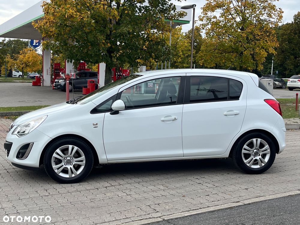Opel Corsa 1.4 16V Satellite - 5
