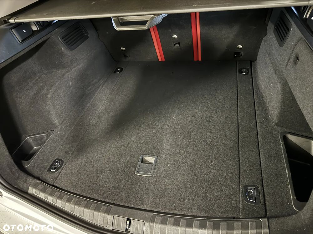 Alfa Romeo Stelvio 2.0 Turbo 16V AT8-Q4 Ti - 9