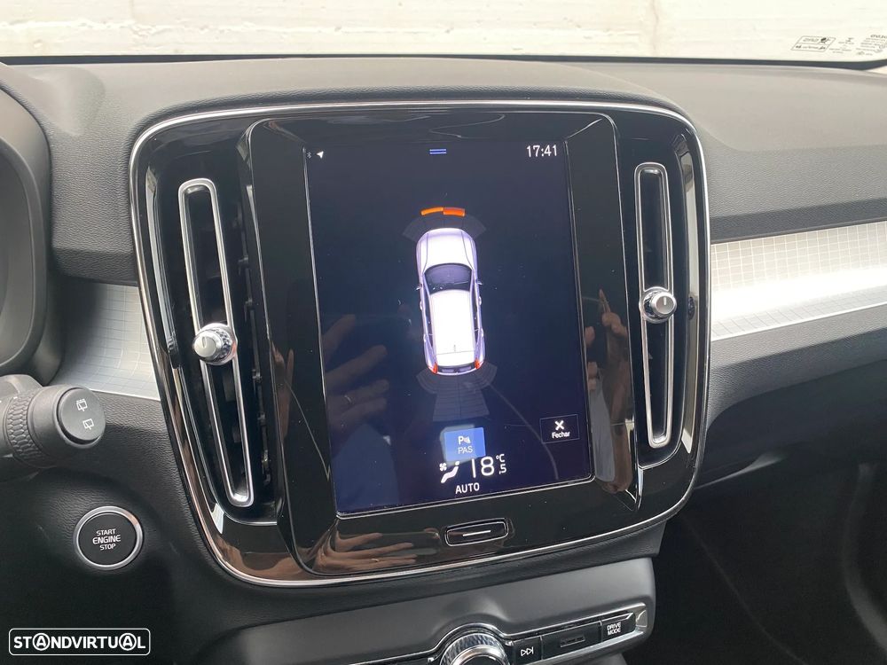 Volvo XC 40 2.0 D3 Momentum Plus Geartronic - 13