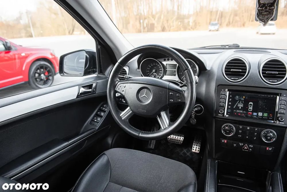 Mercedes-Benz ML 350 4Matic 7G-TRONIC - 17