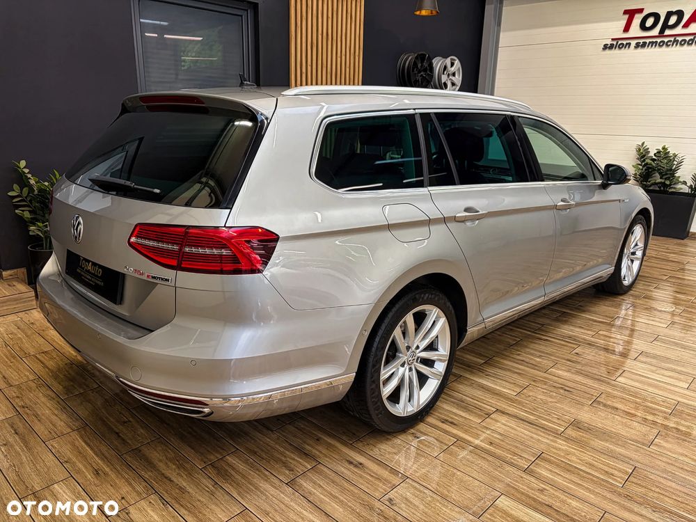 Volkswagen Passat - 11
