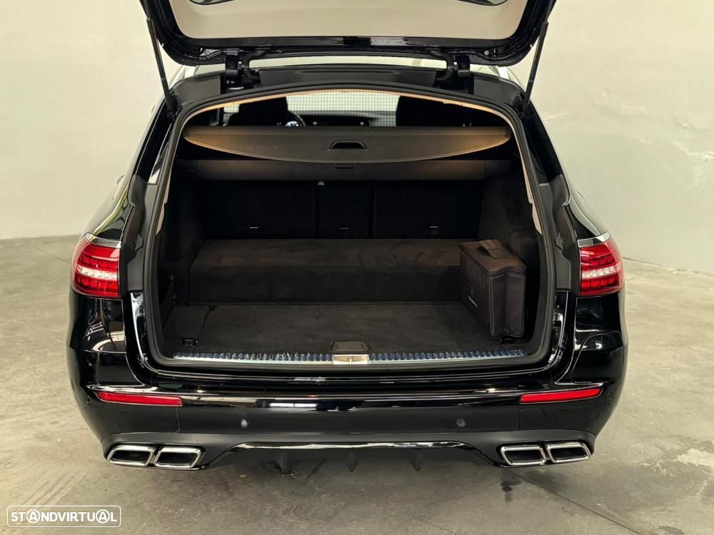 Mercedes-Benz E 300 de AMG Line - 20