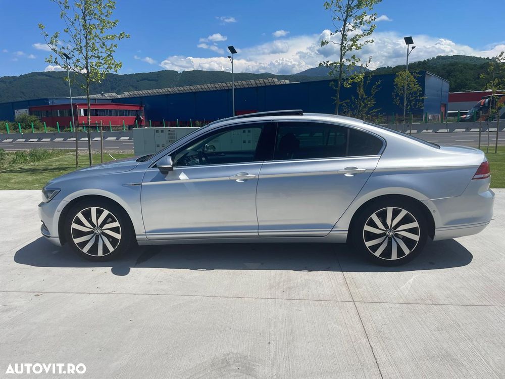 Volkswagen Passat 2.0 TDI DSG 4Motion Comfortline - 6