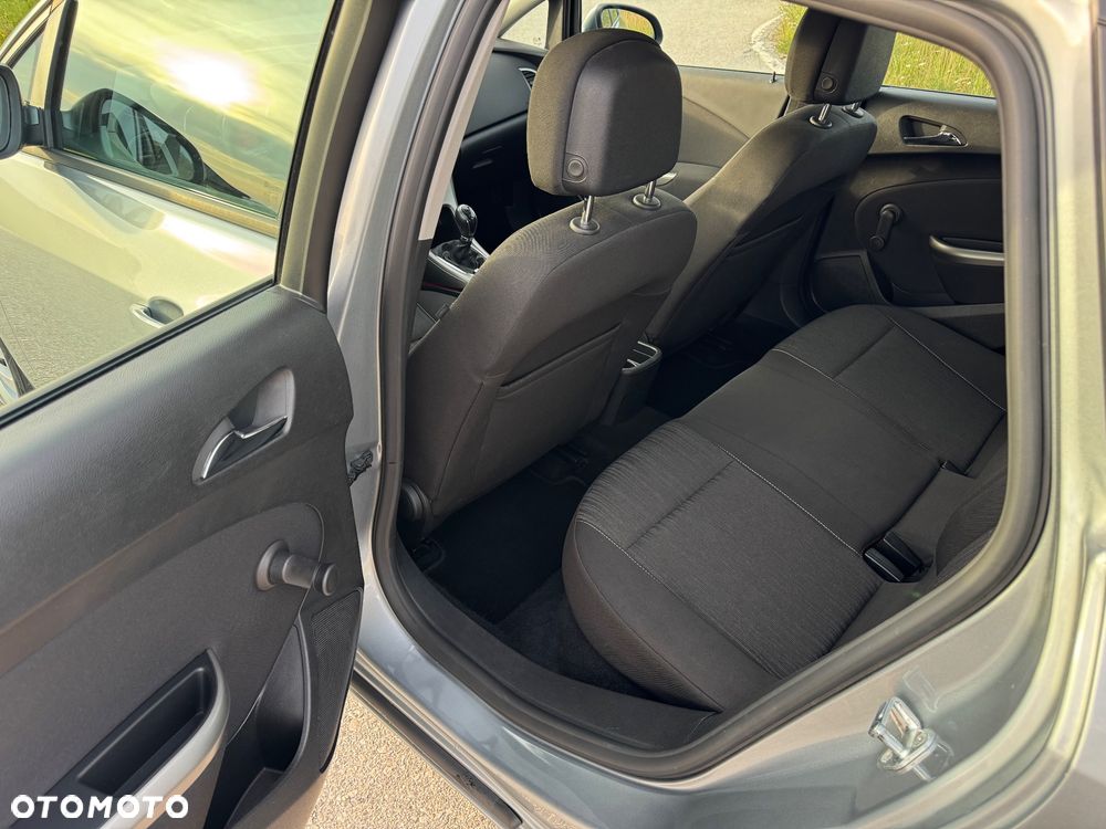 Opel Astra 1.4 Turbo Design Edition - 17