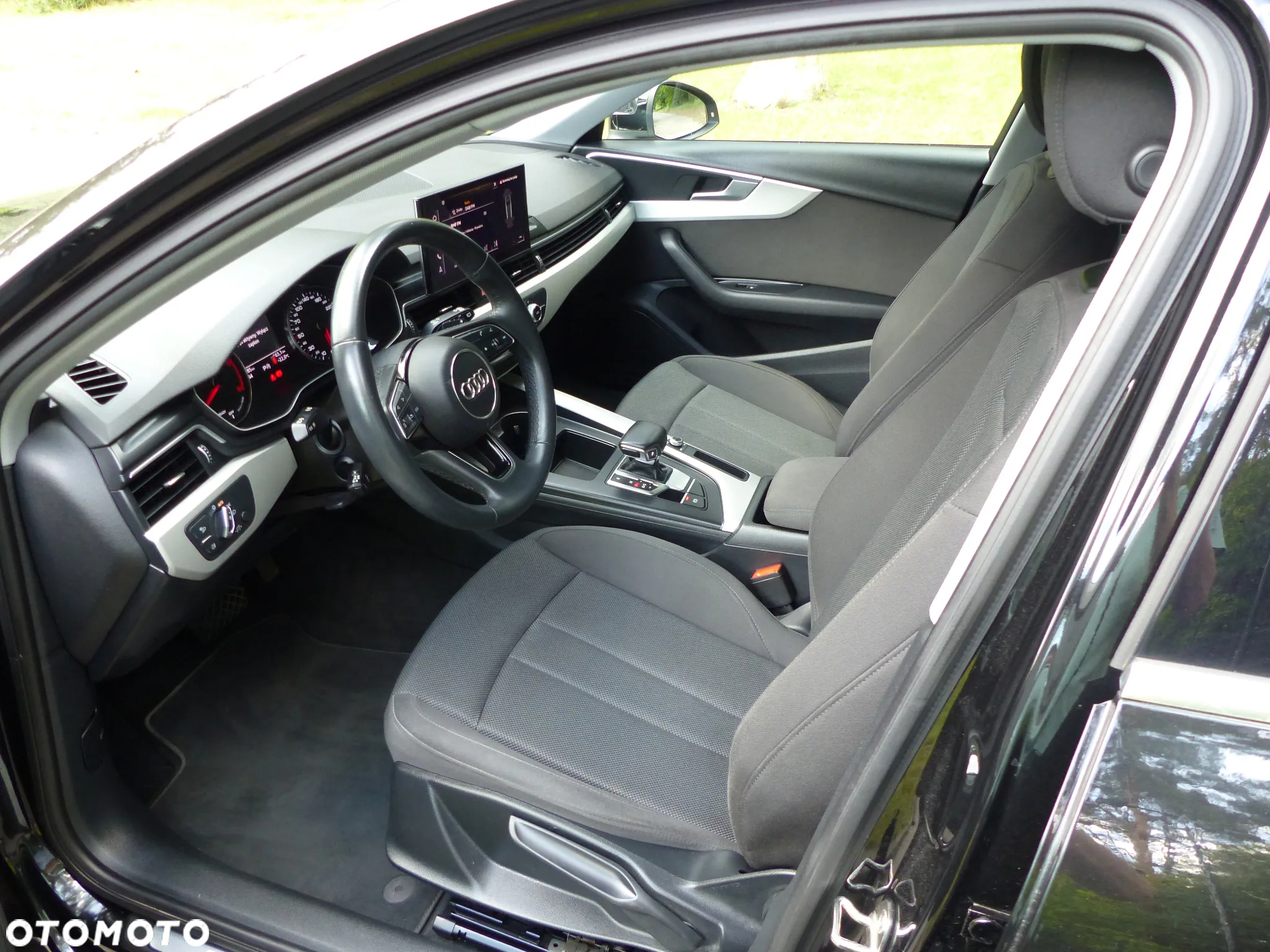 Audi A4 Avant 30 TDI S tronic - 11