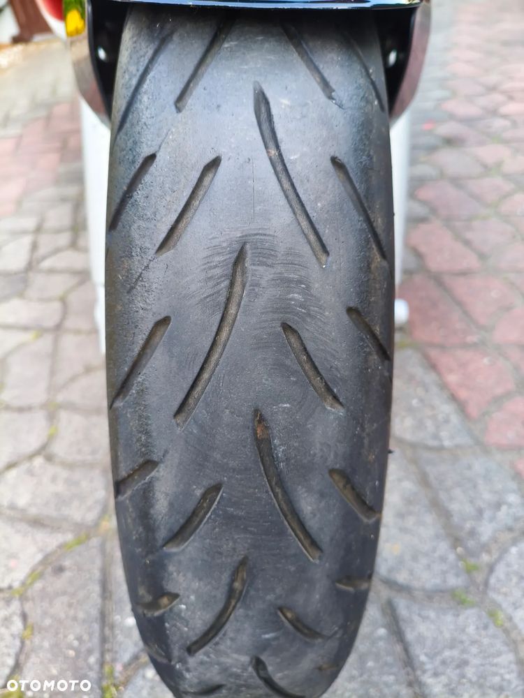 Yamaha R6 - 16
