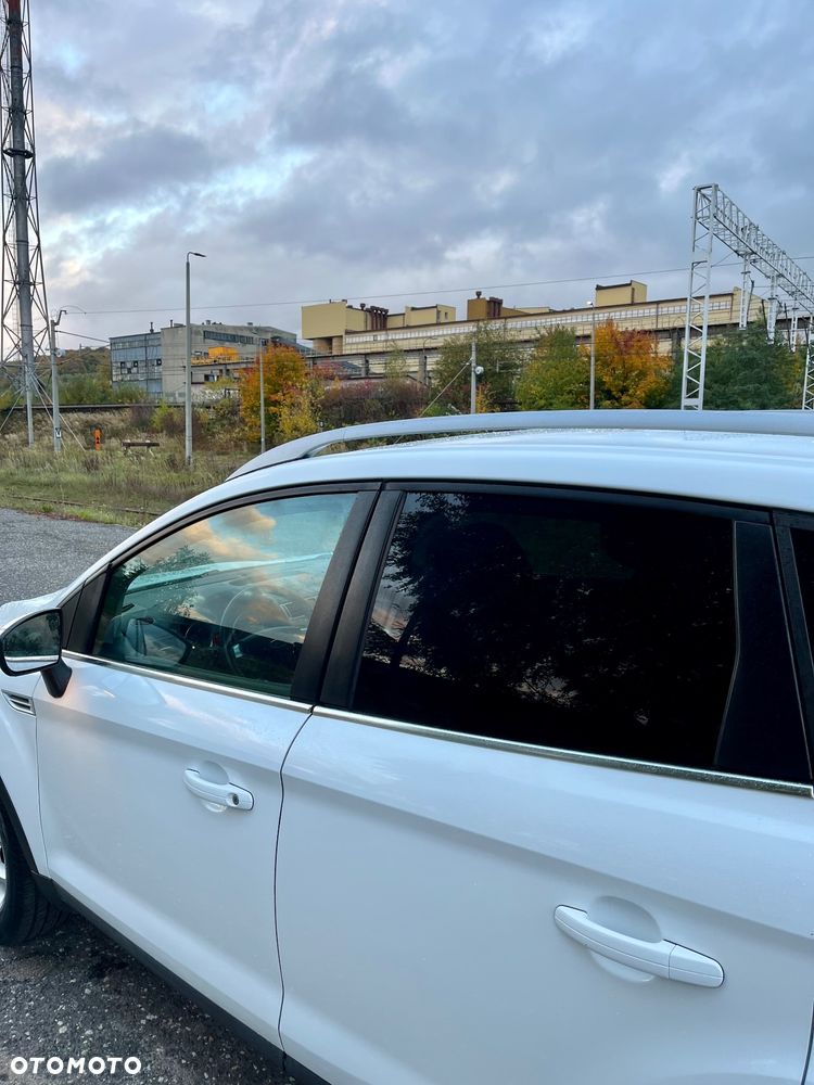 Ford Kuga - 14