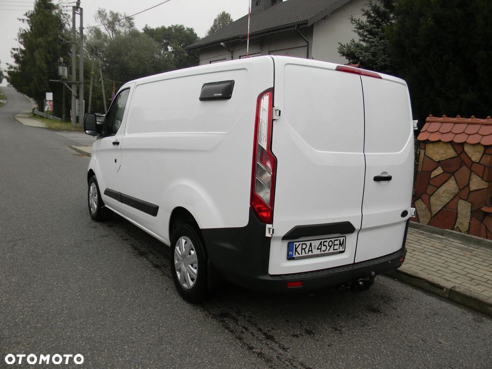 Ford Transit Custom - 16