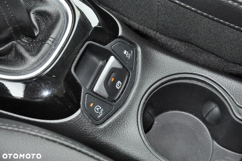 Jeep Compass 1.4 TMair Night Eagle FWD S&S - 32