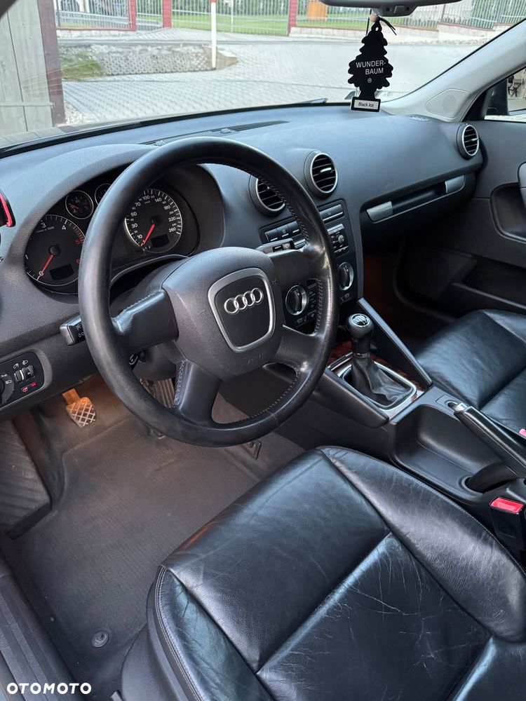 Audi A3 Sportback 1.9 TDI Ambiente - 10