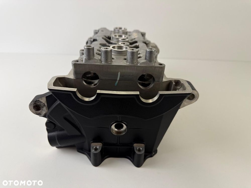 Głowica cylindra Triumph Street Triple 765 2020-22 - 8