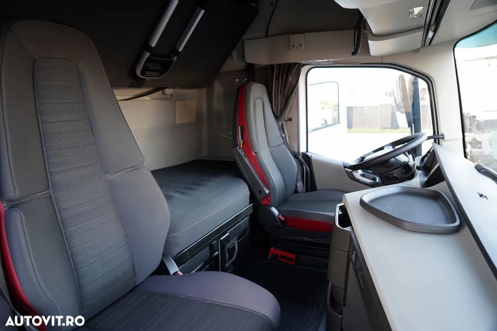 Volvo FH 500 / STANDARD / 2019 / - 33
