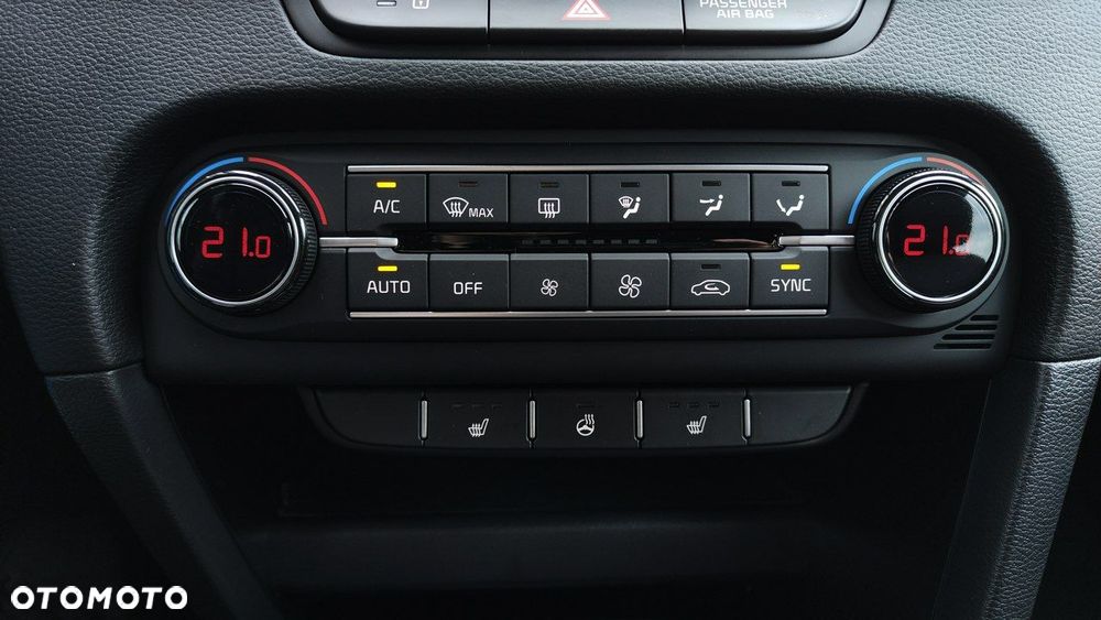 Kia XCeed - 21