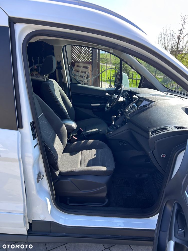 Ford Tourneo Connect 1.5 TDCi Titanium - 8