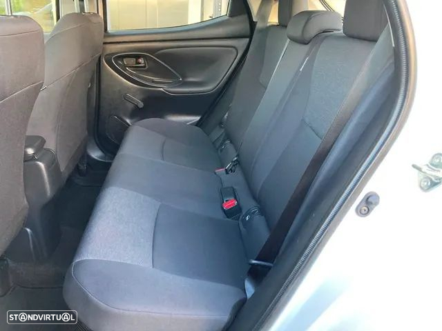 Toyota Yaris 1.5 HDF Premier Edition - 29