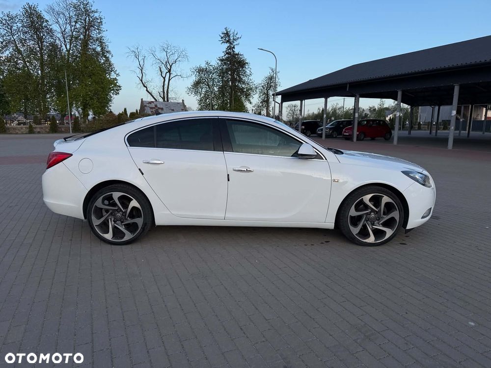 Opel Insignia - 2