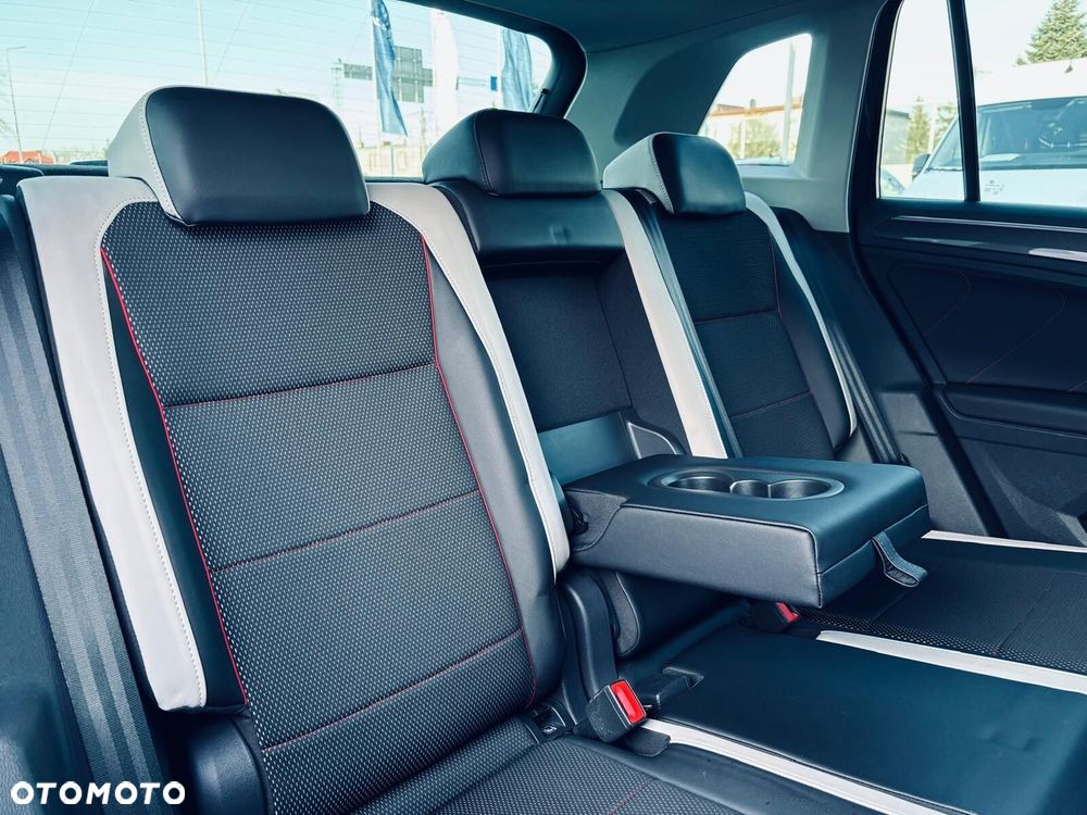 Volkswagen Tiguan 2.0 TSI 4Mot Urban Sport DSG - 17