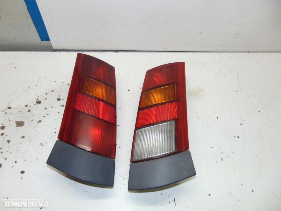 Renault Super 5 farolins - 1