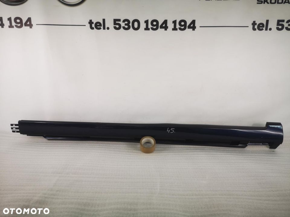 VW PASSAT B7 10- PRAWA LISTWA PROGOWA / NAKŁADKA PROGU NR AUKCJI PR/45 - 1