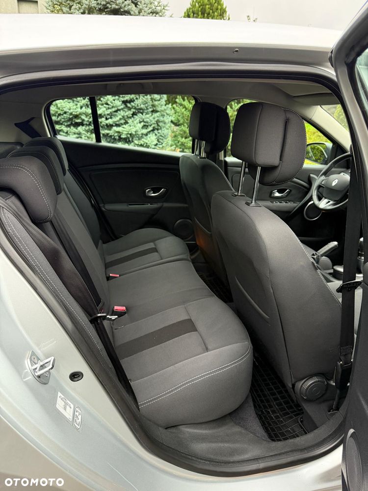 Renault Megane 1.6 16V Dynamique - 15