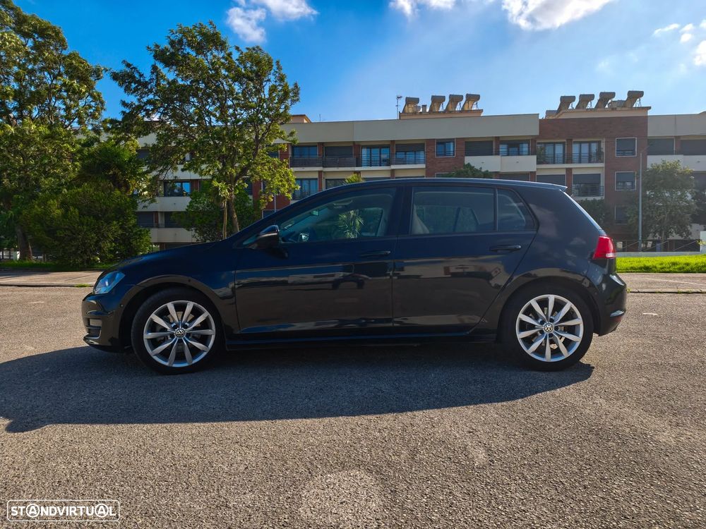 VW Golf 2.0 TDI Highline - 14