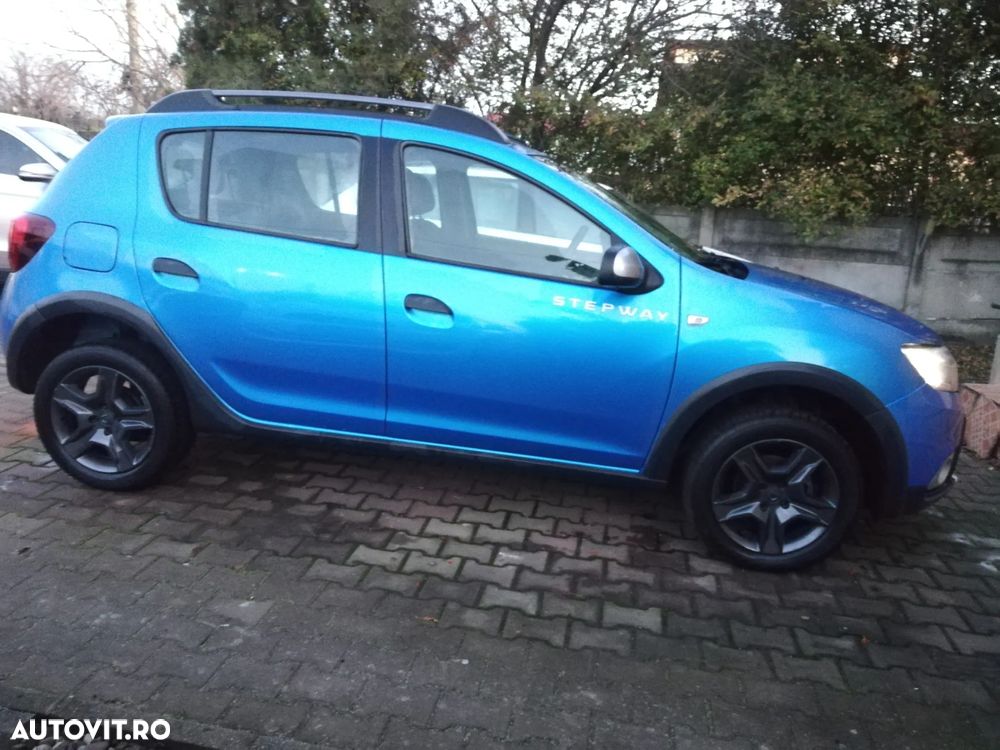 Dacia Sandero TCe 90 S&S Celebration - 1