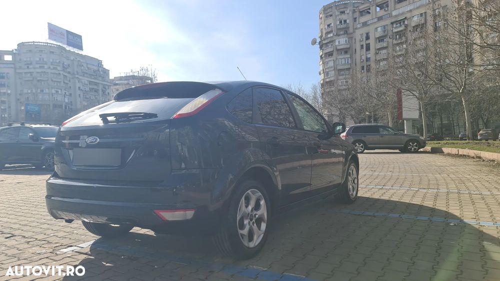 Ford Focus 1.6 Ti-VCT Titanium - 18