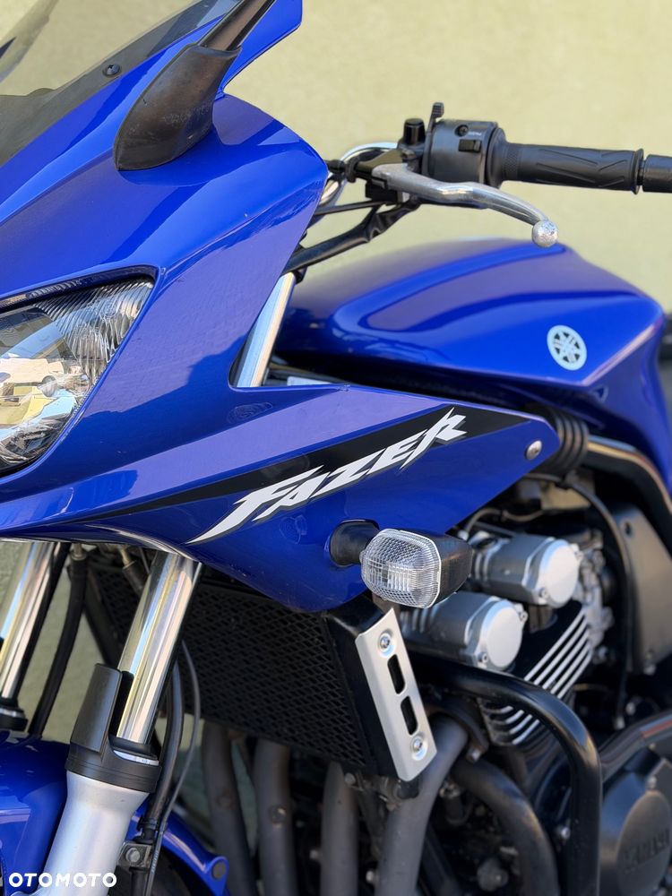 Yamaha FZS - 29