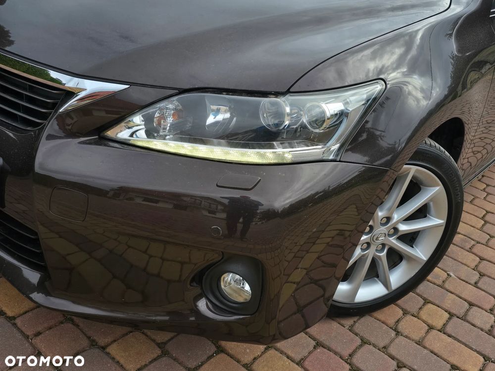 Lexus CT 200h Prestige - 25