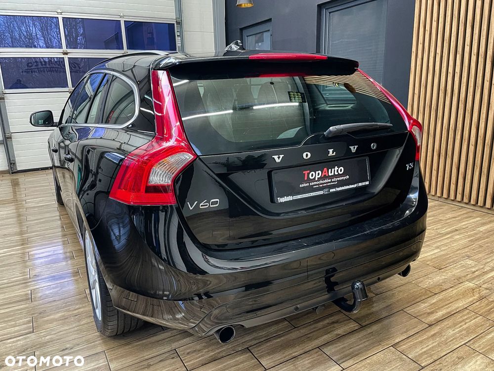 Volvo V60 T3 Summum - 10