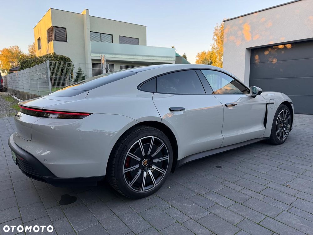 Porsche Taycan 2022 photo 5