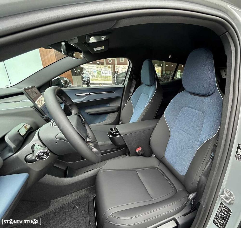 Volvo EX30 - 3