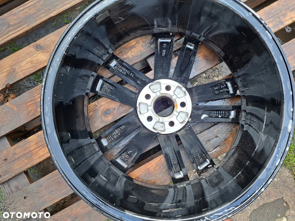 Oryg. Skoda Scala Skala 18 657 657601025 18 7j et39 5620 - 4