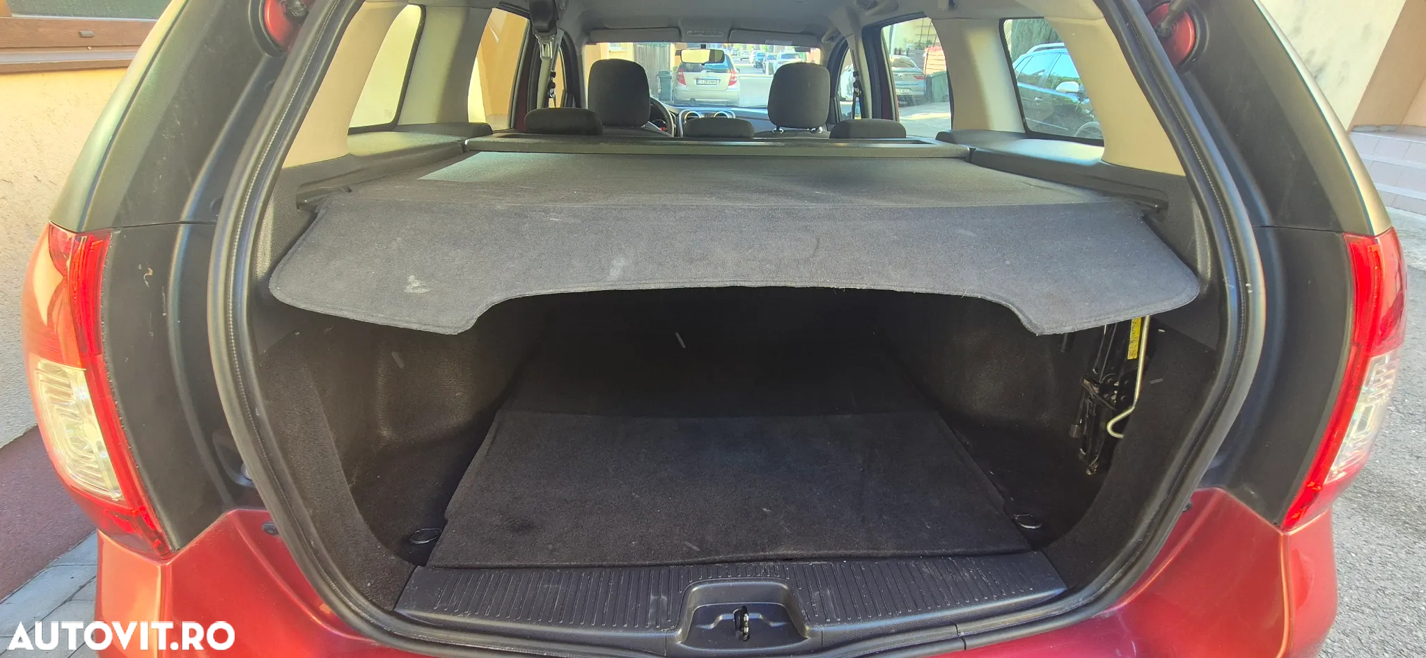 Dacia Logan MCV 0.9 TCe Laureate - 8