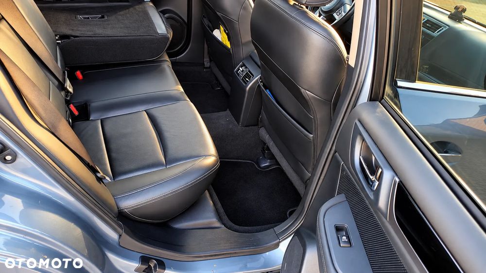 Subaru Outback - 12