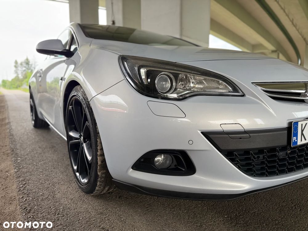 Opel Astra GTC 2.0 CDTI ecoFLEX Start/Stop - 36