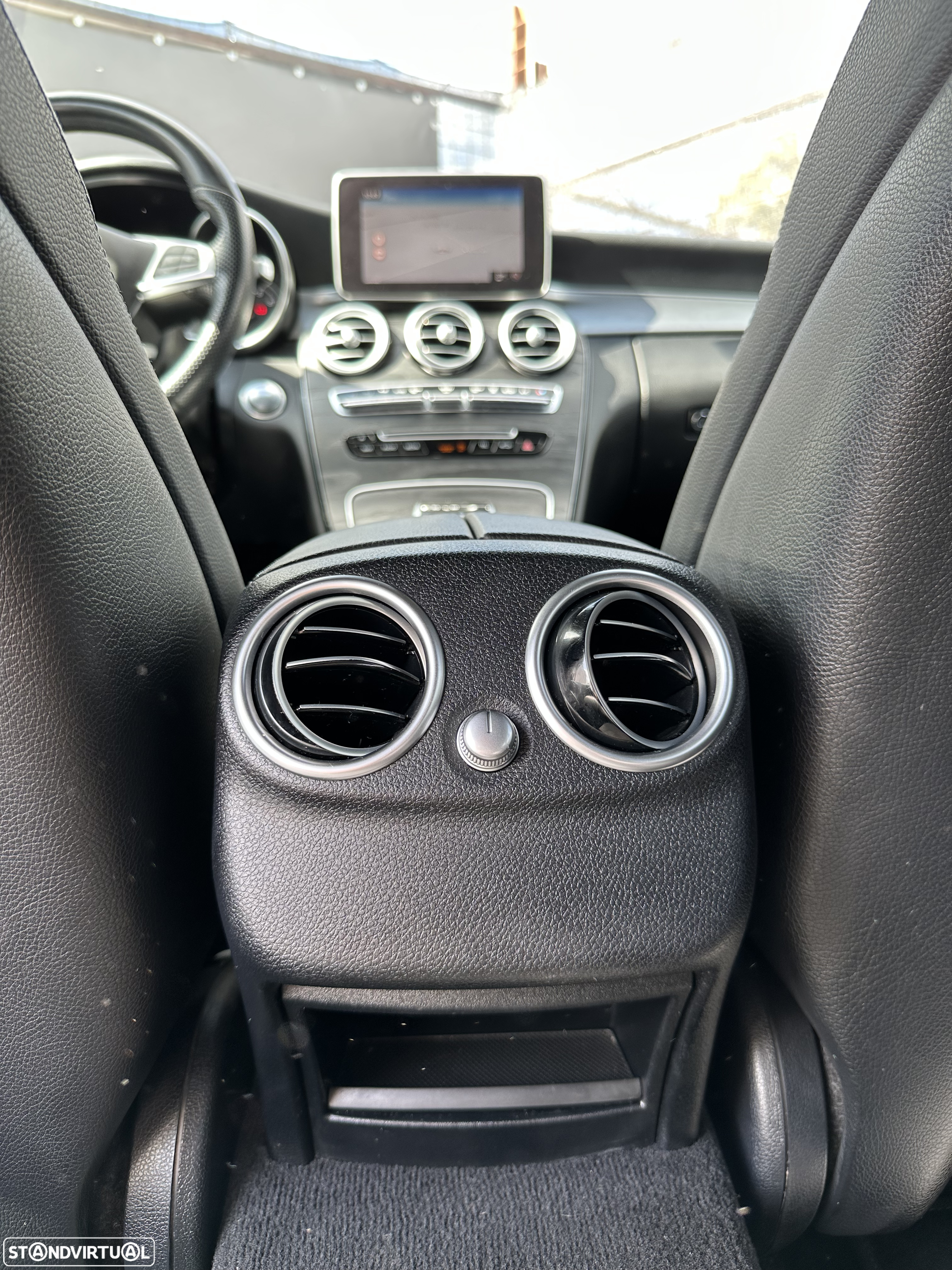 Mercedes-Benz C 350 e - 26