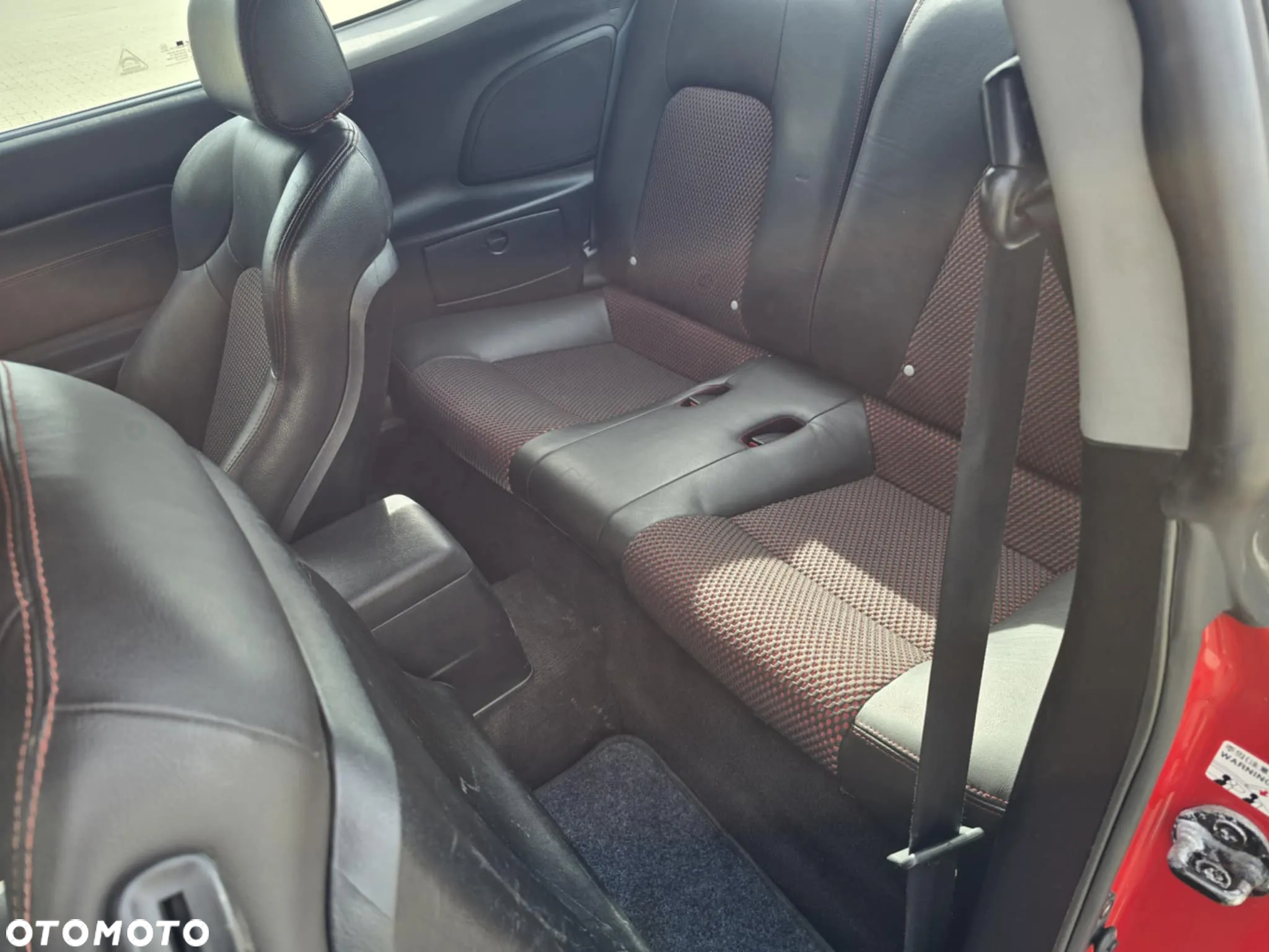 Hyundai Coupe 2.0 Middle - 23