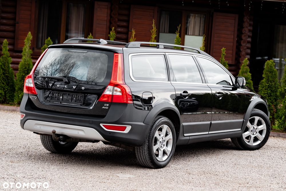 Volvo XC 70 D5 AWD Momentum - 14
