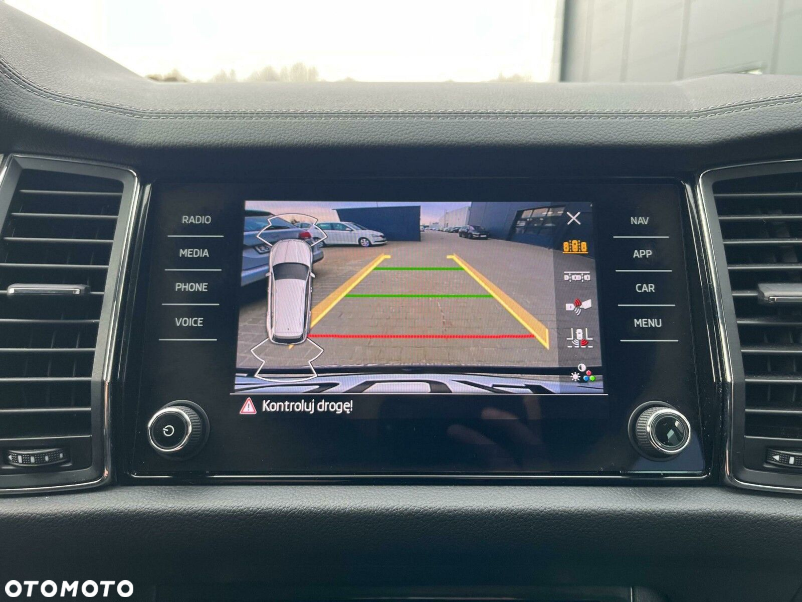 Skoda Kodiaq 1.5 TSI ACT 4x2 Style DSG 7os - 27