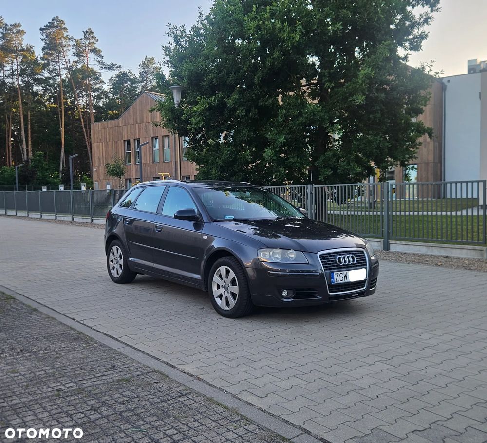 Audi A3 Sportback - 2