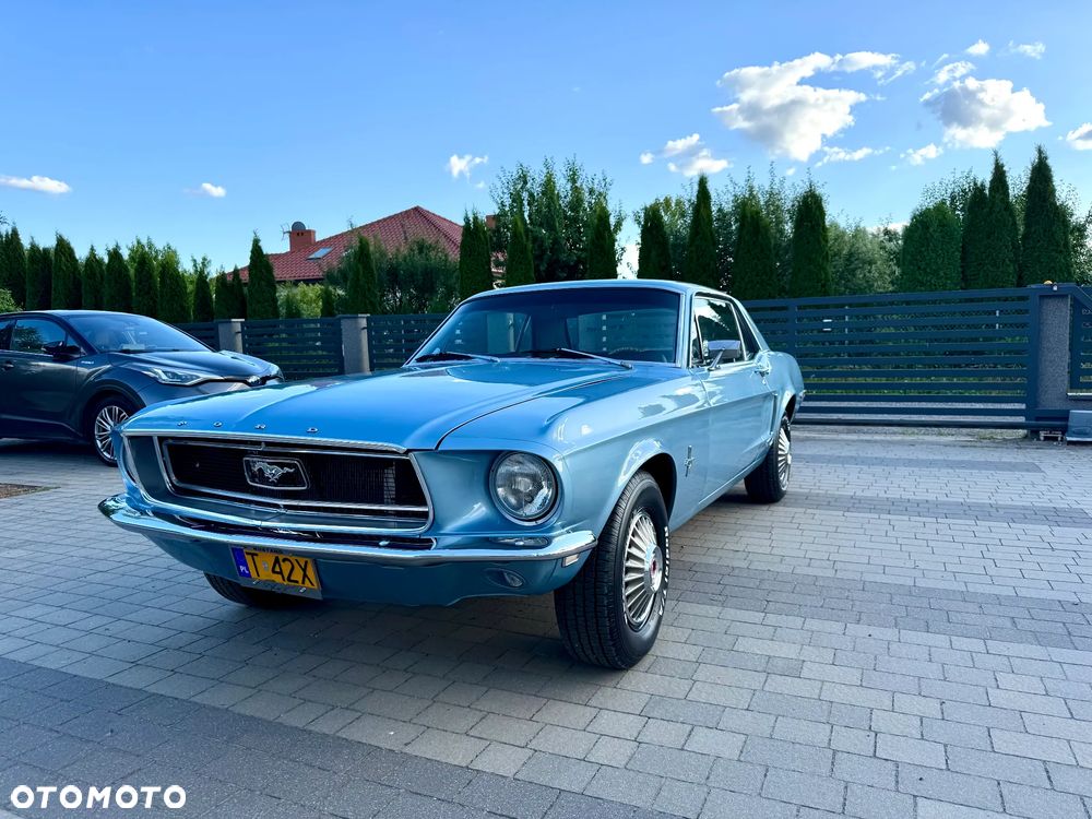Ford Mustang - 2
