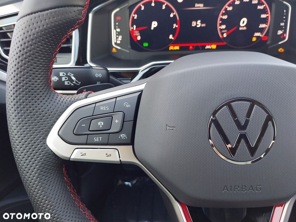 Volkswagen Polo - 10