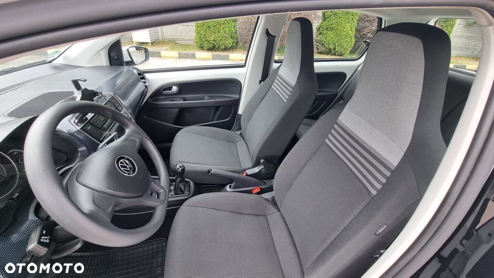 Volkswagen up! Active - 12