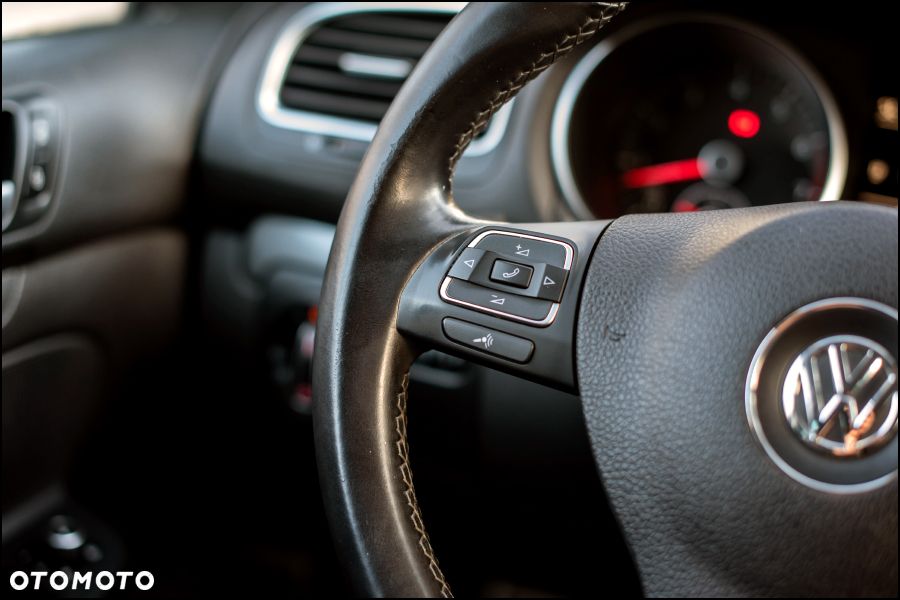 Volkswagen Golf - 19