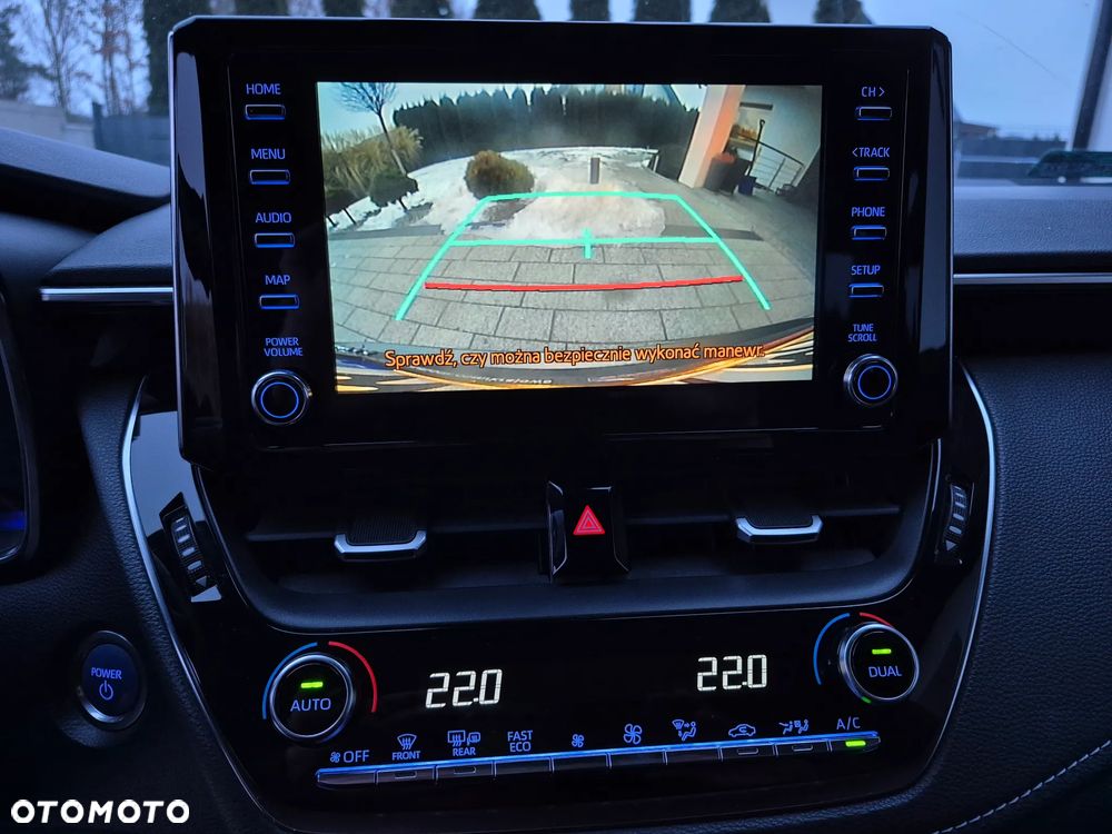 Toyota Corolla 2.0 Hybrid Comfort - 12