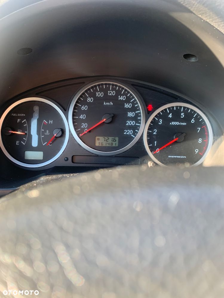 Subaru Impreza - 12