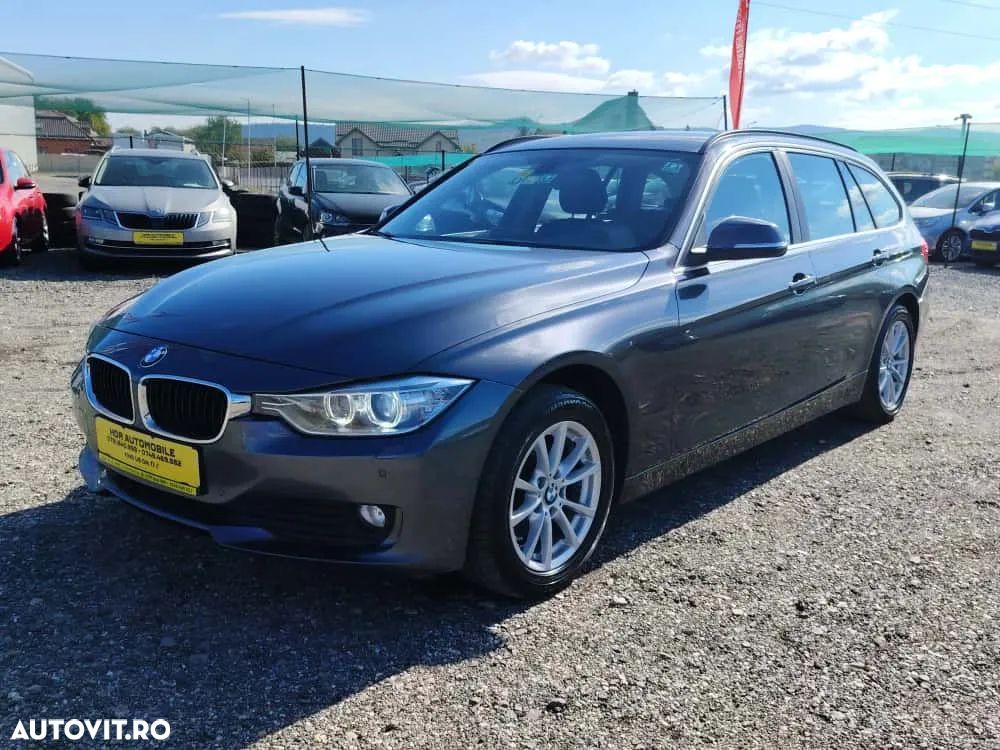 BMW Seria 3 318d Touring Aut. - 15