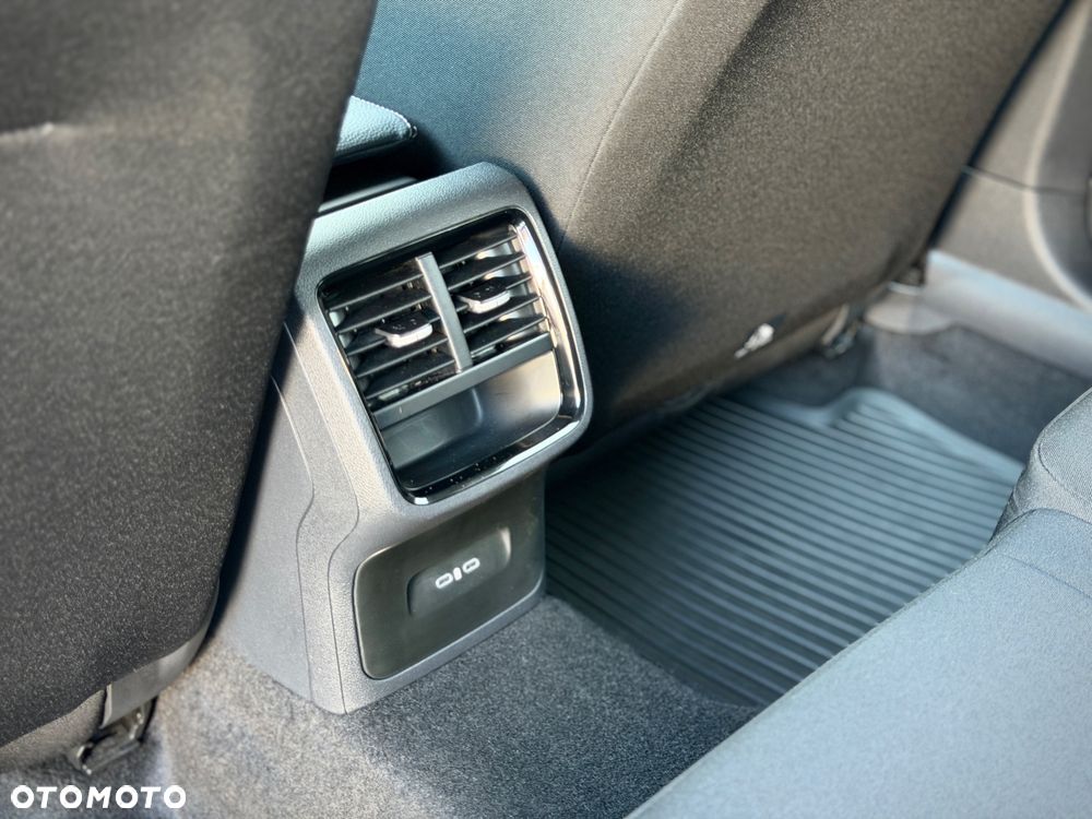 Skoda Octavia 1.5 TSI Essence - 33